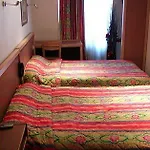 Hotel L'esperance Paris