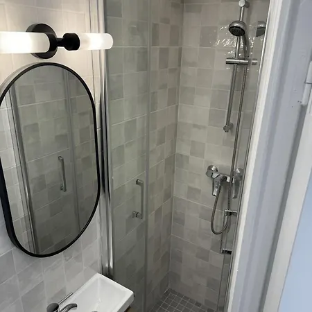 L'esperance 2* Paris